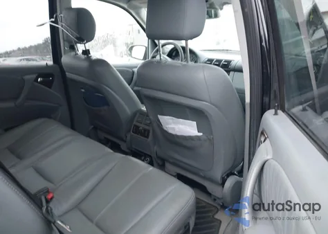 2004 Mercedes-Benz Ml 350 4Matic z USA, uszkodzony, nr VIN 4JGAB57E14A463290